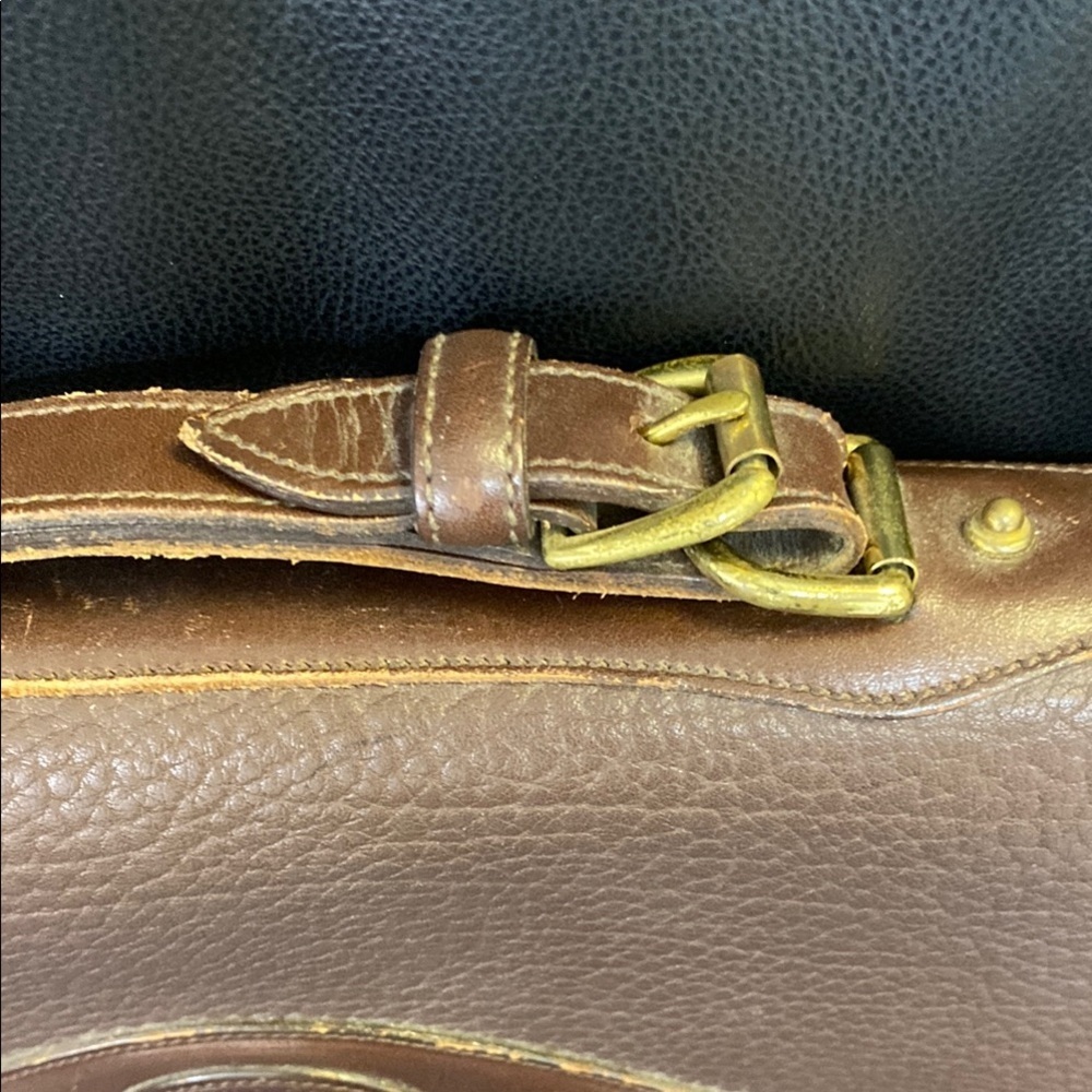 Classic Dooney & Bourke Brown Leather Bag - Picture 10 of 13